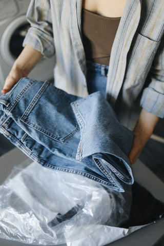 Trendsetting Jeans Collection: A Fashion-Forward Staple for Every Wardrobe