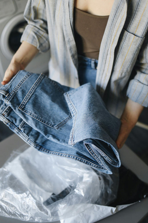 Trendsetting Jeans Collection: A Fashion-Forward Staple for Every Wardrobe