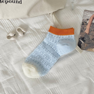 Colored Hollowed Out Ultra-thin Boat Socks for Women 4Pairs KT3028
